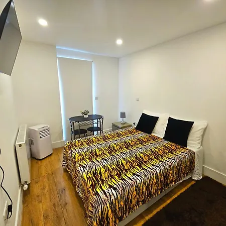 Oliver Double Room London Exterior photo