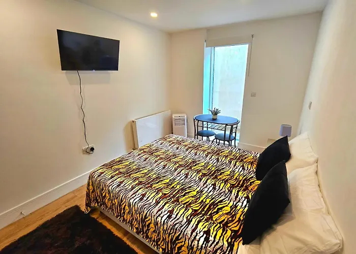 Oliver Double Room